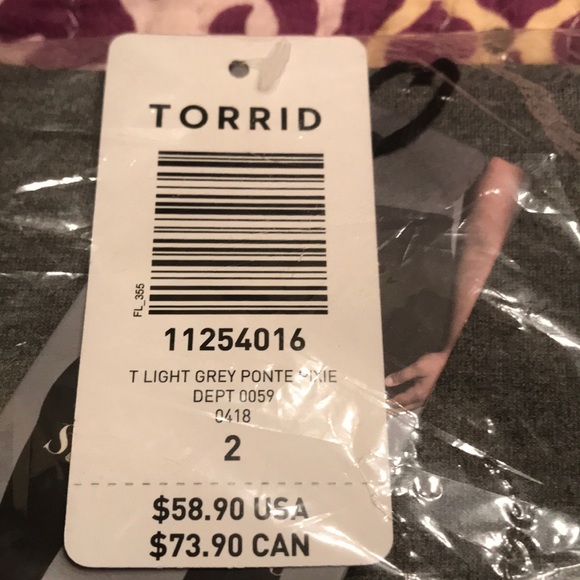 Torrid slim fit pixie pant gray Torrid size 2 - Picture 2 of 3